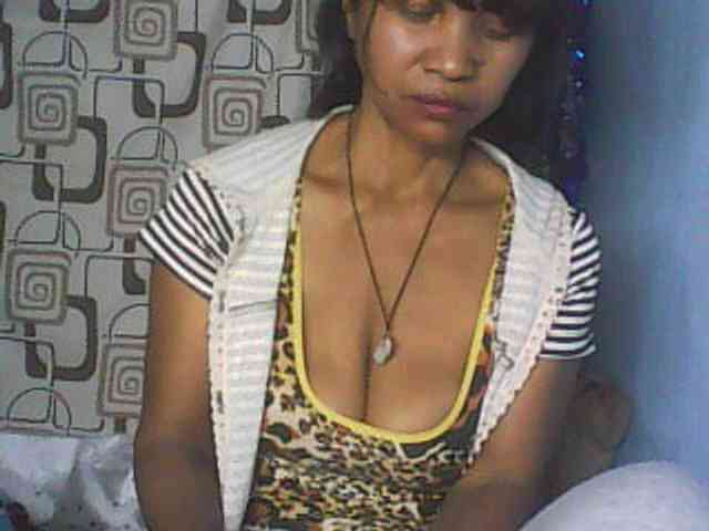 Cute0403 webcam