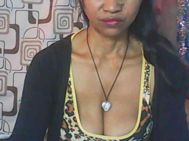 Cute0403 webcam