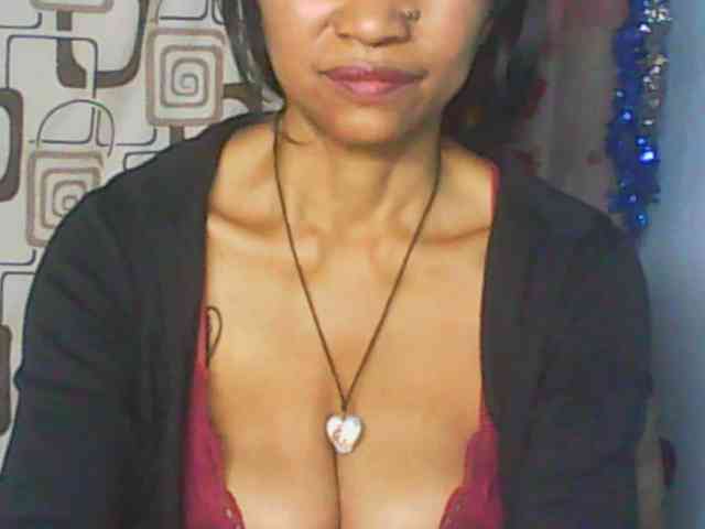 Cute0403 webcam