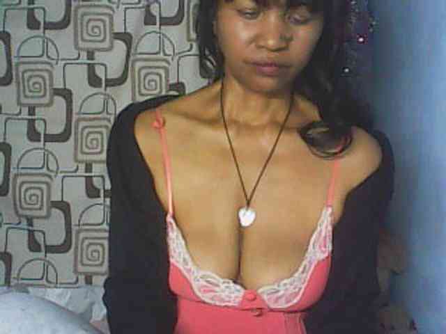 Cute0403 webcam