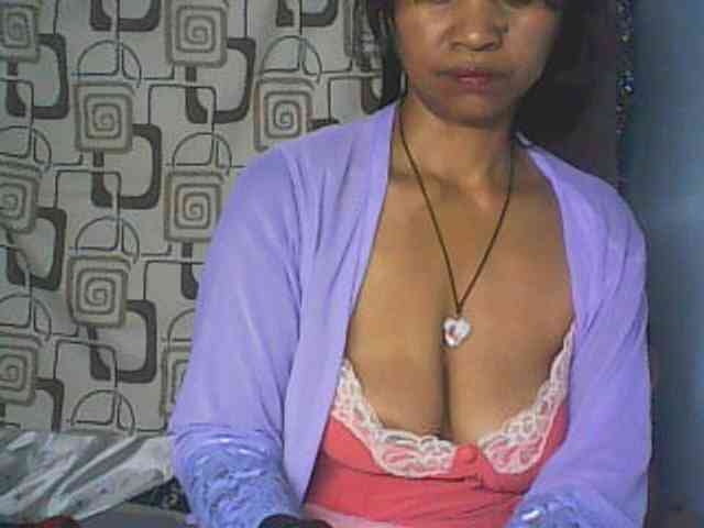 Cute0403 webcam