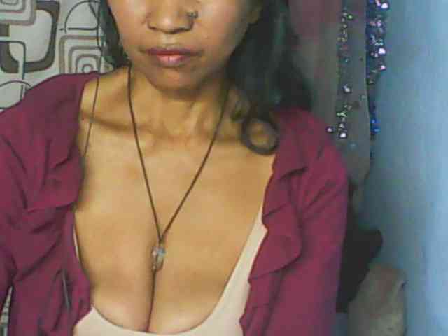 Cute0403 webcam
