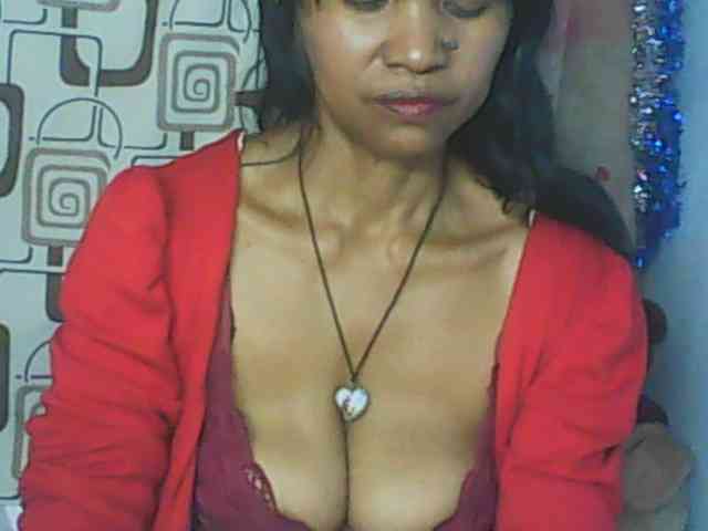 Cute0403 webcam