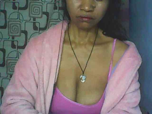 Cute0403 webcam