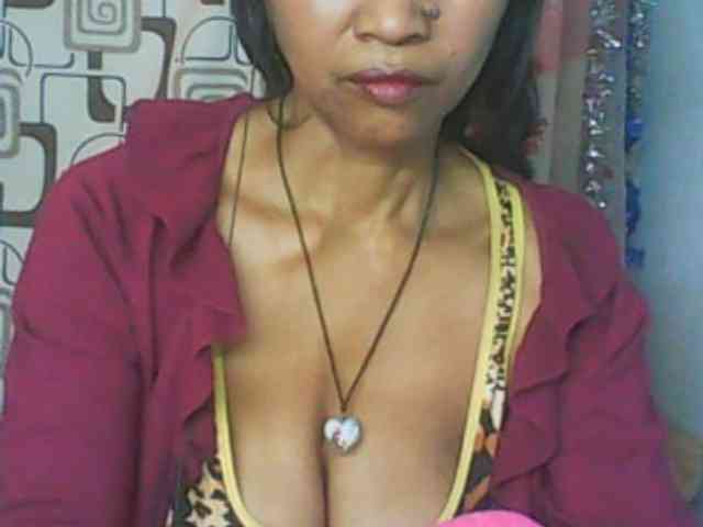 Cute0403 webcam