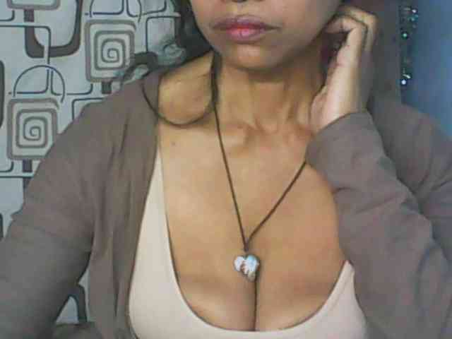 Cute0403 webcam