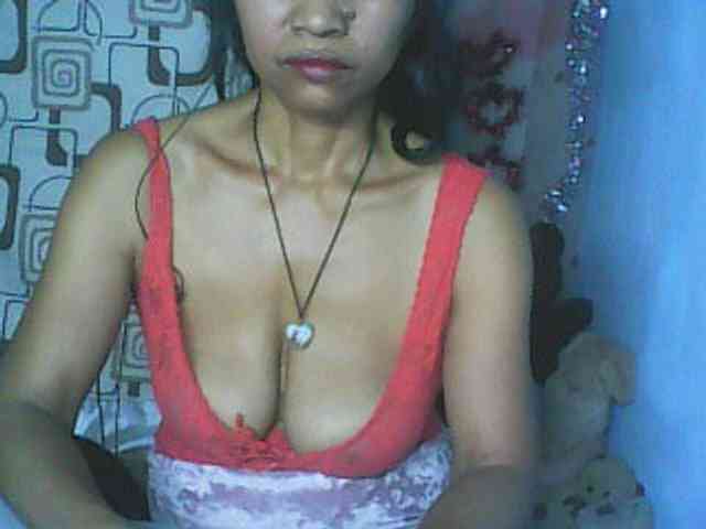 Cute0403 webcam