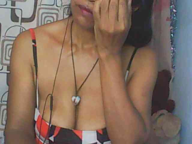 Cute0403 webcam