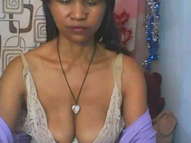 Cute0403 webcam