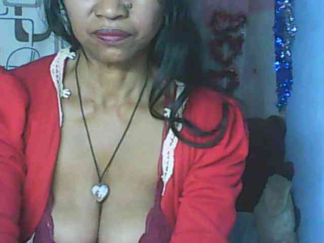 Cute0403 webcam