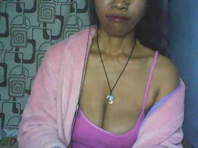 Cute0403 webcam