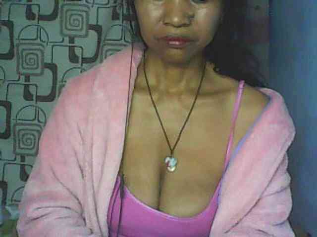 Cute0403 webcam