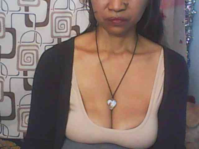 Cute0403 webcam