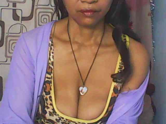 Cute0403 webcam