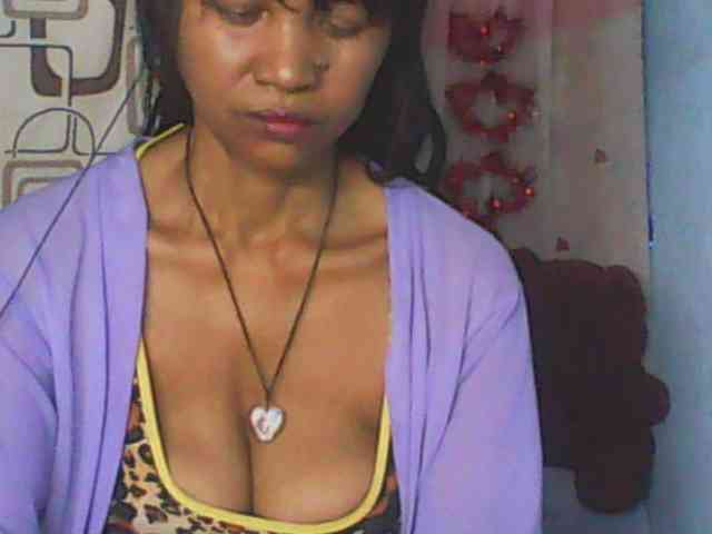 Cute0403 webcam