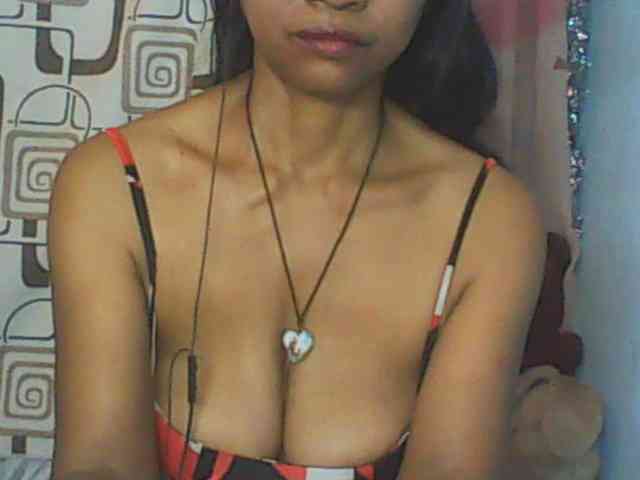 Cute0403 webcam