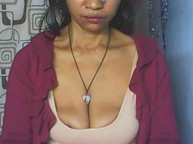 Cute0403 webcam