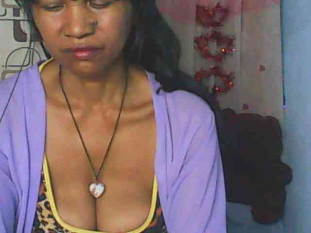 Cute0403 webcam