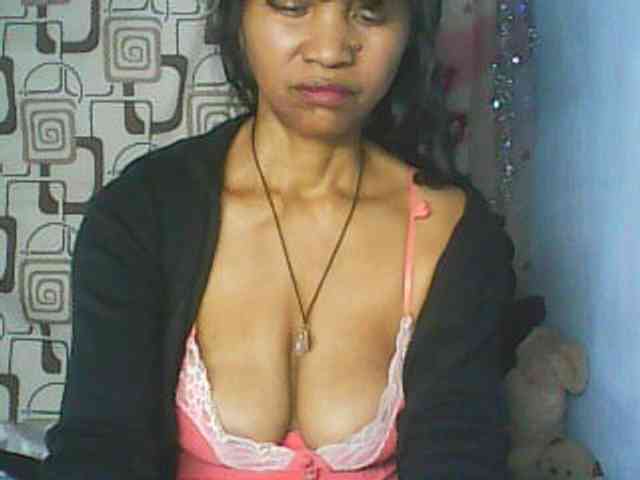 Cute0403 webcam