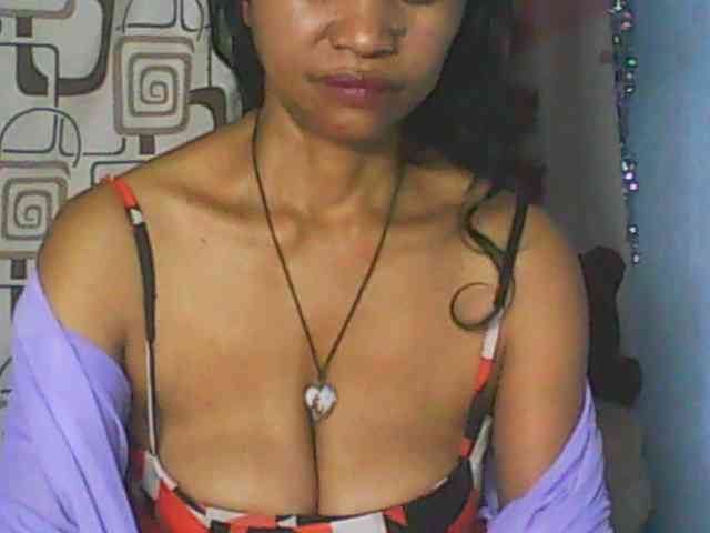 Cute0403 webcam