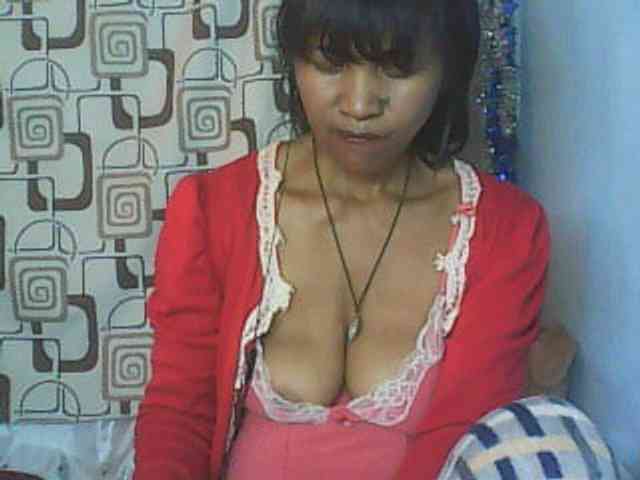 Cute0403 webcam