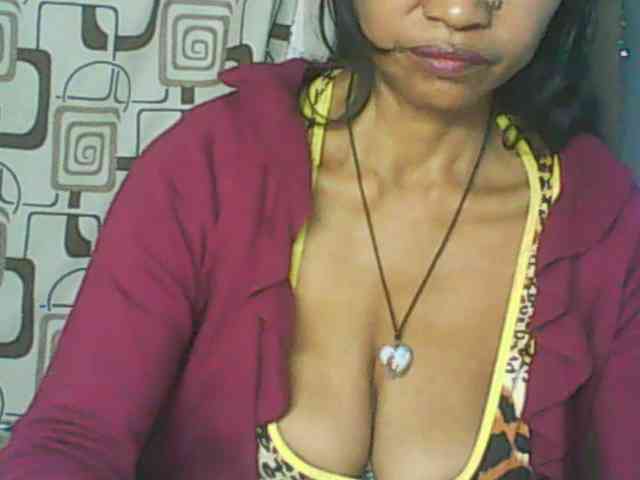 Cute0403 webcam