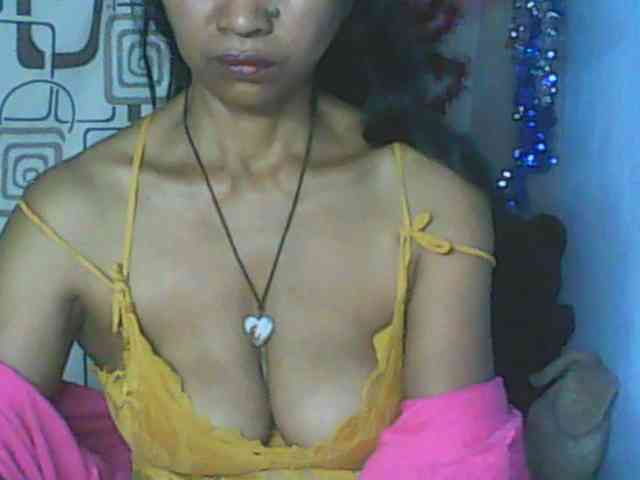 Cute0403 webcam