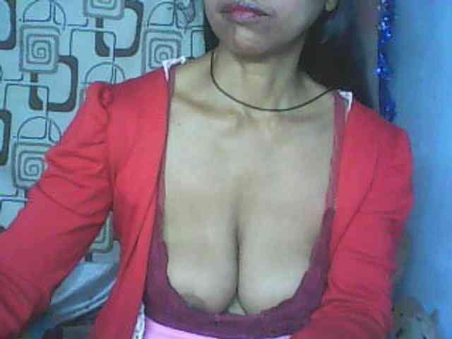 Cute0403 webcam