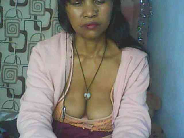 Cute0403 webcam