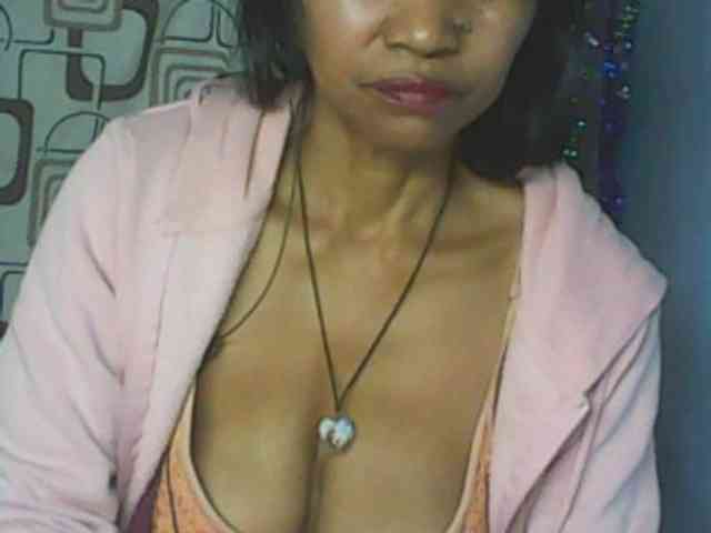 Cute0403 webcam