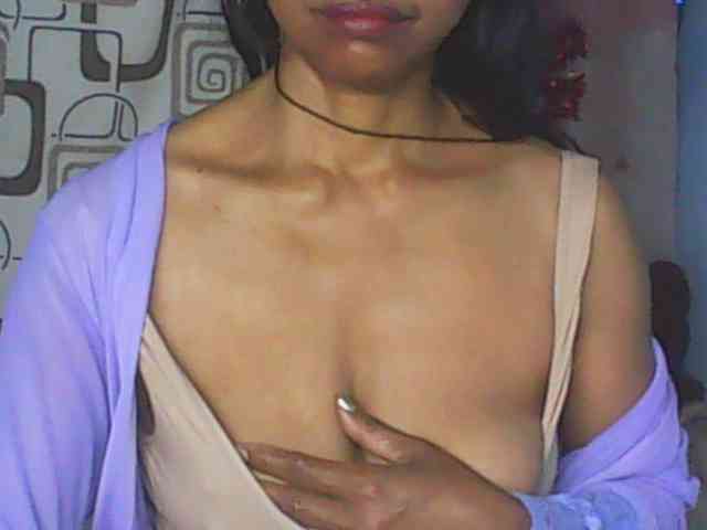 Cute0403 webcam
