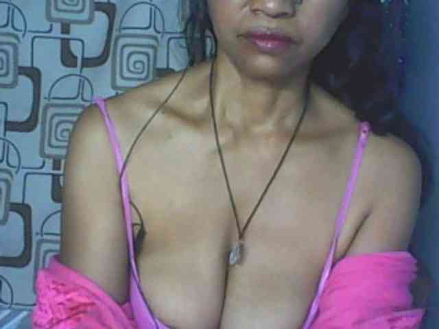 Cute0403 webcam