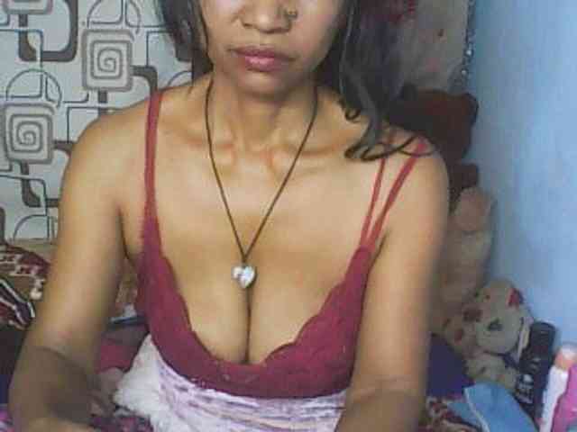 Cute0403 webcam