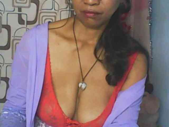 Cute0403 webcam