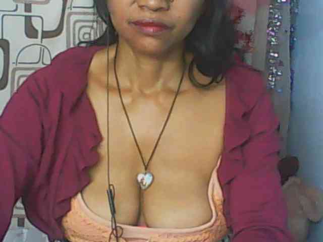 Cute0403 webcam