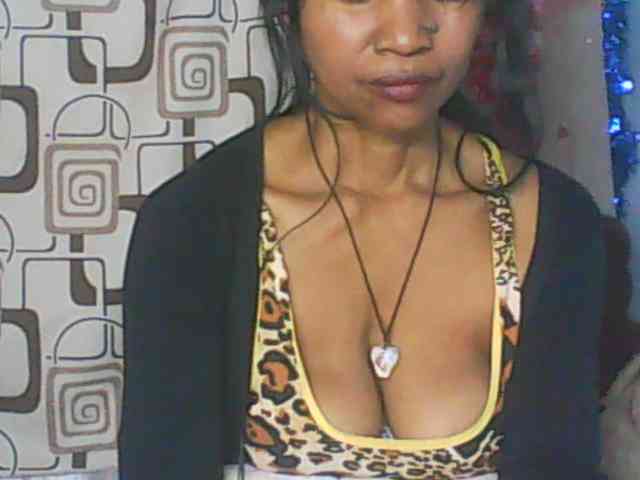 Cute0403 webcam