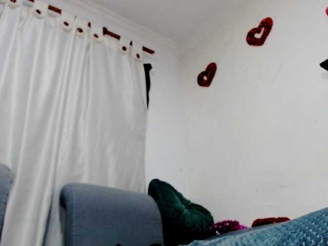 Totalslave live cam on BongaCams
