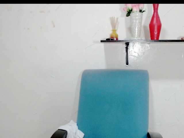 Totalslave live cam on BongaCams
