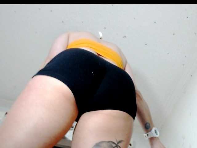 Totalslave live cam on UnifiedCams