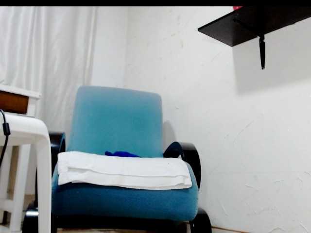 Totalslave live cam on BongaCams