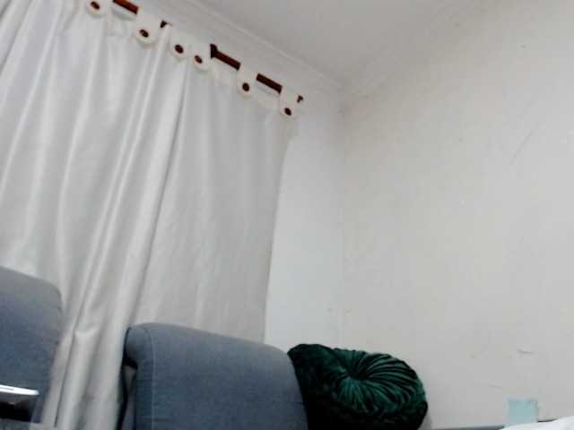 Totalslave live cam on BongaCams