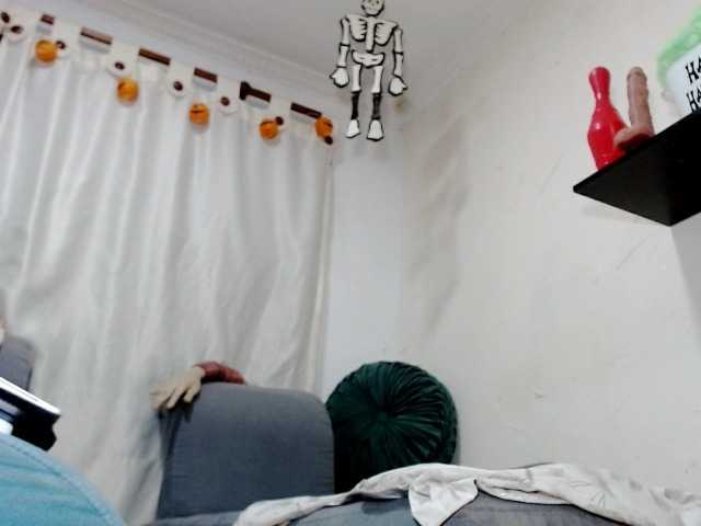 Totalslave live cam on BongaCams