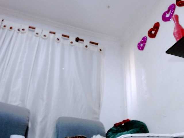 Totalslave live cam on BongaCams