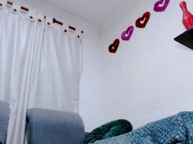 Totalslave live cam on BongaCams