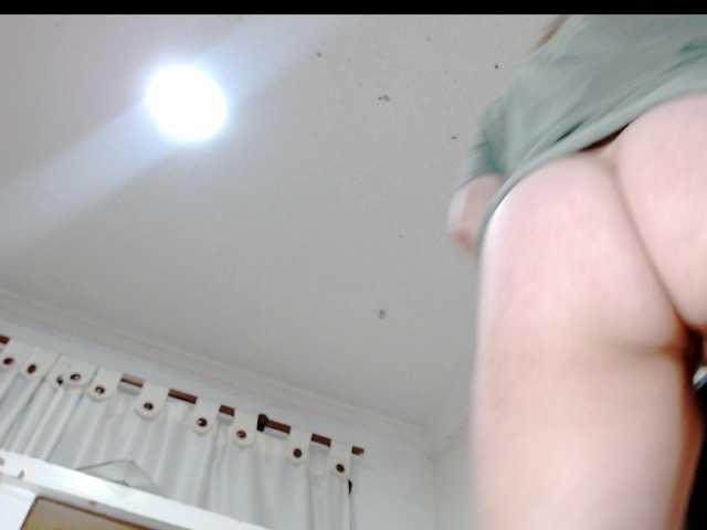 Totalslave live cam on BongaCams