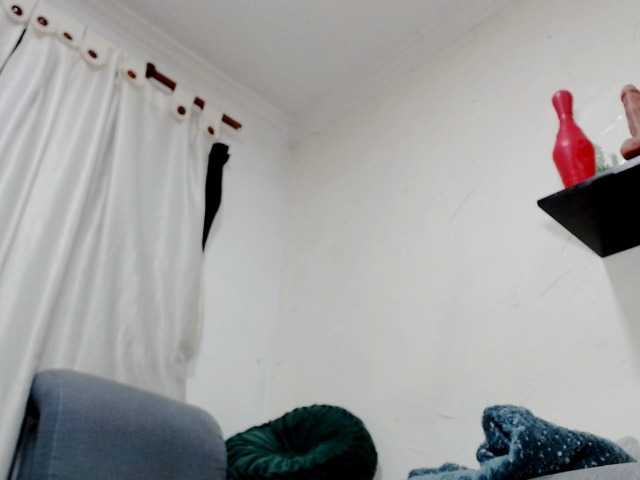 Totalslave live cam on BongaCams