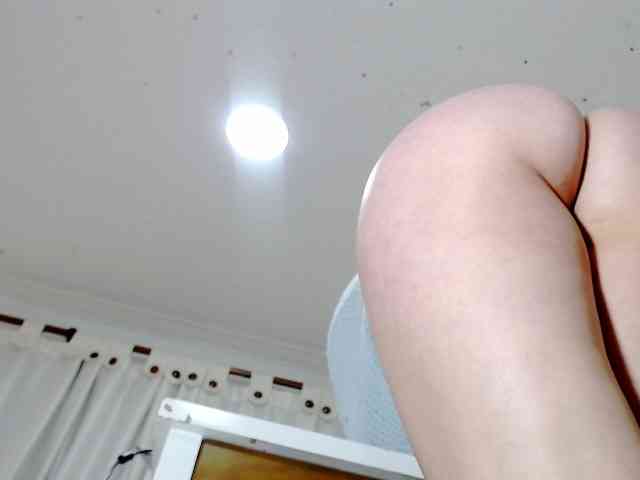 Modella: Totalslave