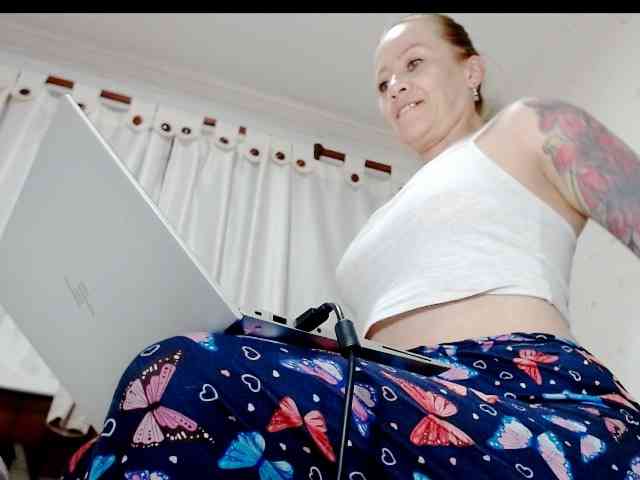 Totalslave webcam