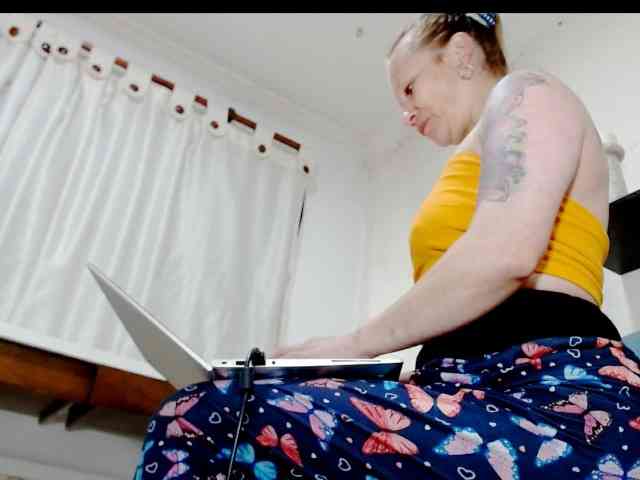 Totalslave webcam
