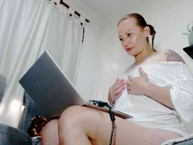 Totalslave webcam